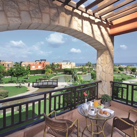 Moevenpick Resort El Sokhna Ain Sukhna Buitenkant foto View from a balcony