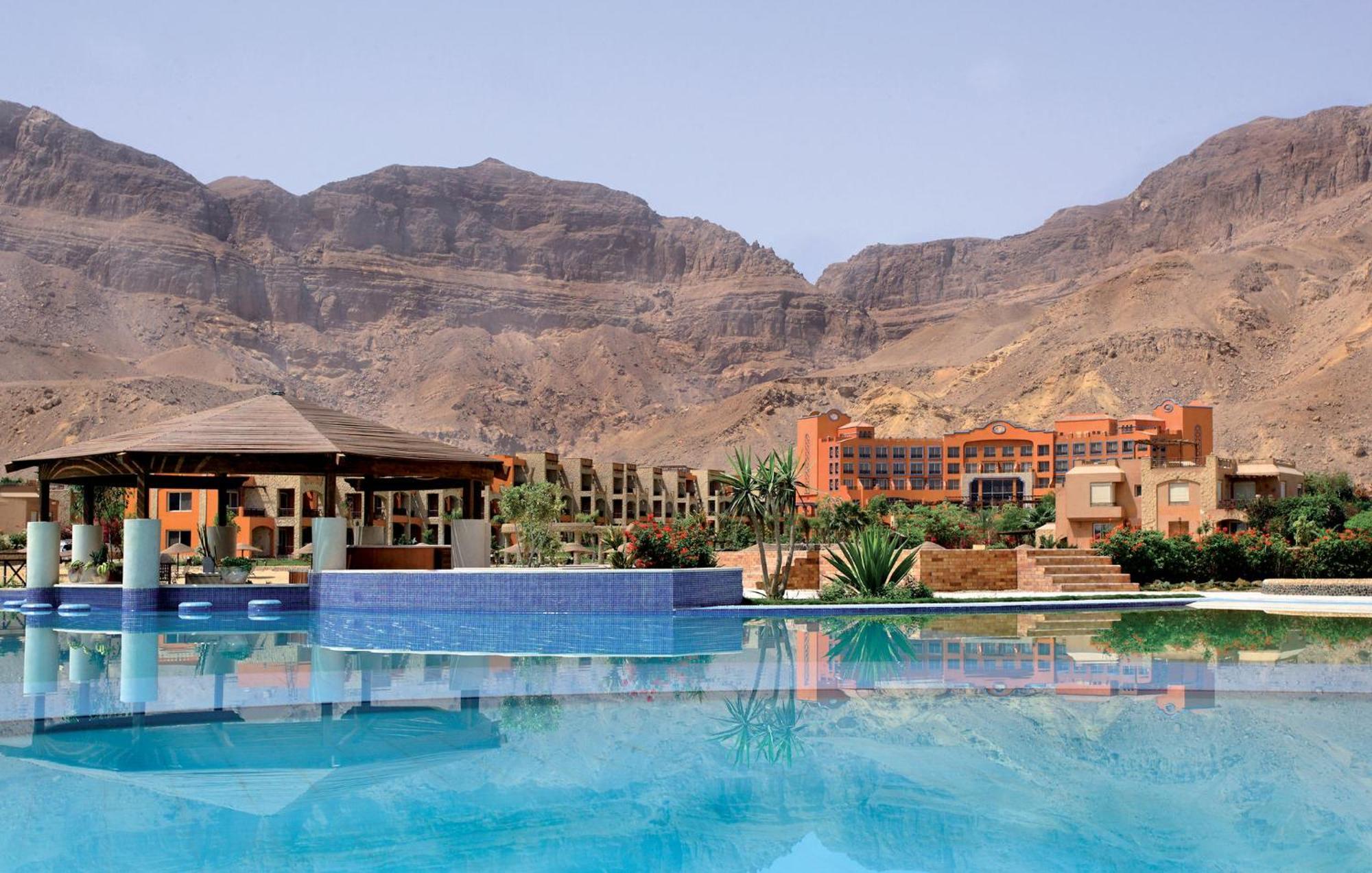 Moevenpick Resort El Sokhna Ain Sukhna Buitenkant foto The resort