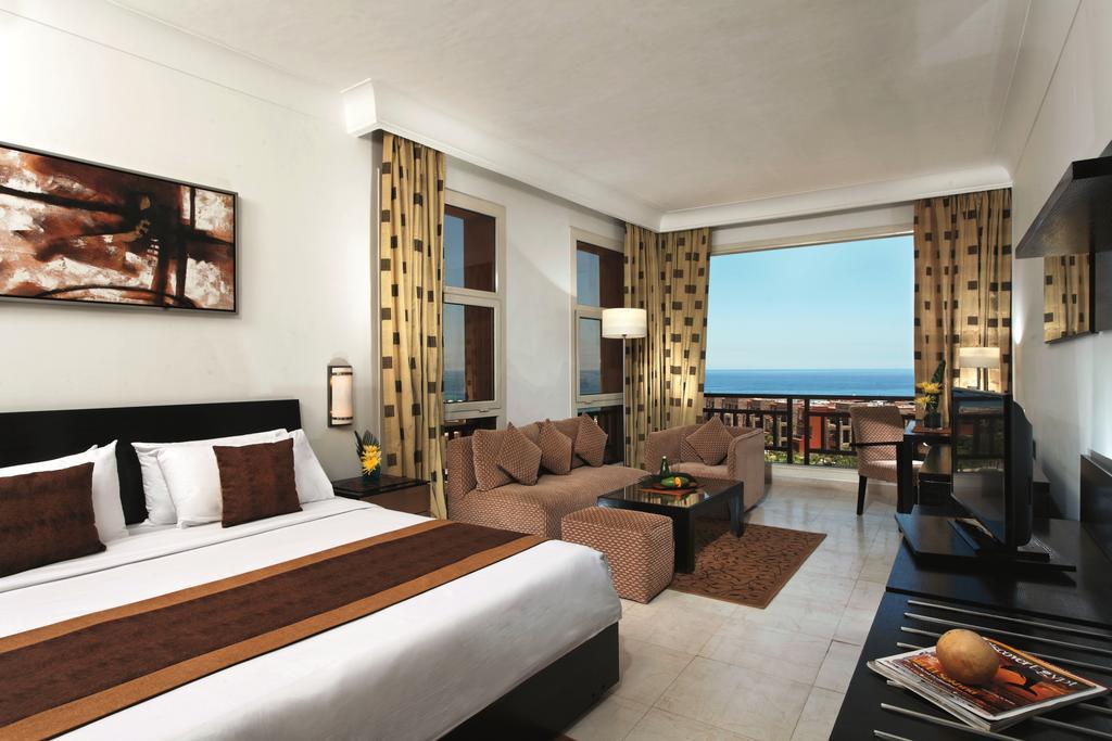 Moevenpick Resort El Sokhna Ain Sukhna Buitenkant foto A typical hotel room